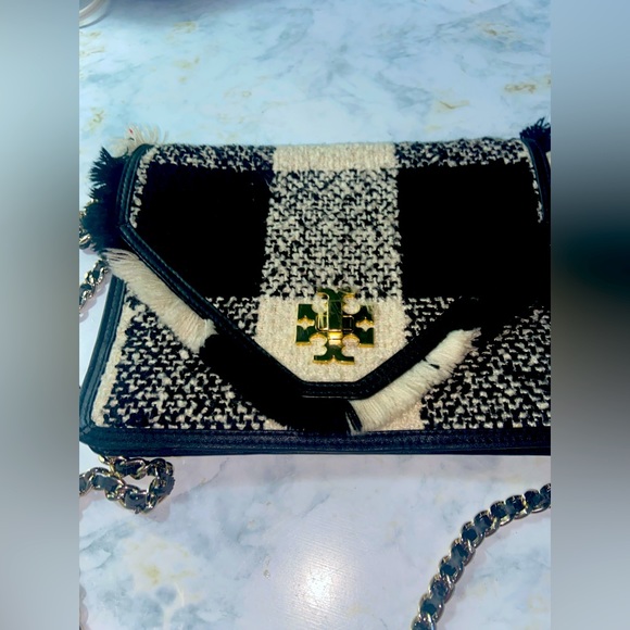 Tory Burch Kira black and white shoulder bag - Picture 2 of 10